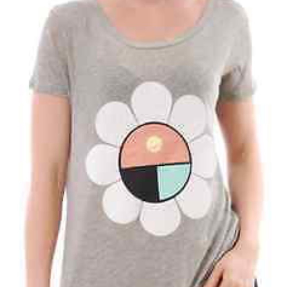 NWOT Wildfox Flower Power Daisy Tee Medium